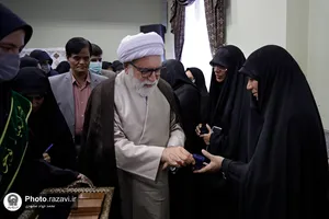 حضور تولیت آستان قدس رضوی در جمع دانش آموزان دبیرستان دخترانه امام رضا(علیه&zwnj;السلام)