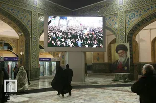 طنین بی‌وقفه نیایش، رکوردشکنی خادمان فنی حرم مطهر رضوی با راهبری ۱۷ هزار ساعت برنامه در سال ۱۴۰۴