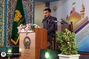کرسی تلاوت رضوی در آرامگاه شهید مدرس (ره)