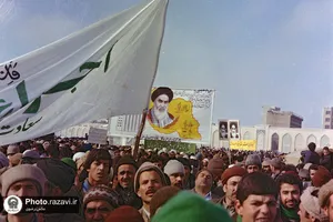 حرم مطهر رضوی؛ کانون انقلاب در مشهد-2