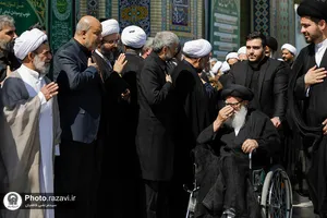 تشییع پیکر همسر آیت الله مرتضوی در حرم مطهر رضوی