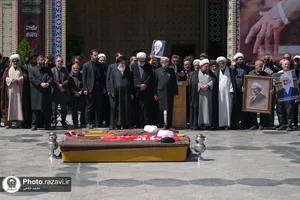 تشییع پیکر حجت&zwnj;الاسلام کریم عبدالهی نژاد در حرم مطهر رضوی
