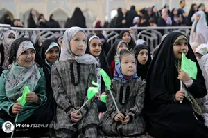 گردهمایی کودکان و نوجوانان جهان اسلام در حرم مطهر رضوی