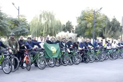 پیوند ورزش همگانی و زیارت رضوی در همایش دوچرخه‌سواری کارکنان آستان قدس
