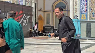 جلوه‌هایی از خدمت خادمان امام رضا(ع) به عزاداران قائد شهید