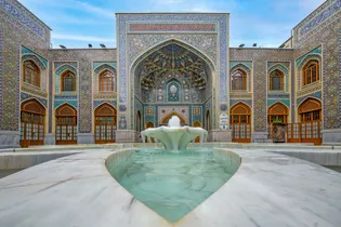 عکس با کیفیت : صحن بعثت حرم مطهر رضوی