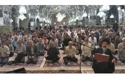 اقامه نماز مستحبی آخر ذی‌الحجه در حرم مطهر رضوی