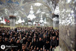 اقامه نماز ظهر عاشورا در حرم مطهر رضوی