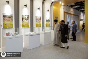 تشرف رئیس مجلس علما و امام جمعه لکنو هندوستان به حرم مطهر رضوی