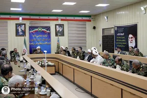 حضور تولیت آستان قدس رضوی در جمع فرماندهان آجا شمال شرق کشور