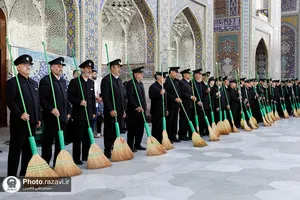مراسم تعویض شیفت دربانان بارگاه منور رضوی
