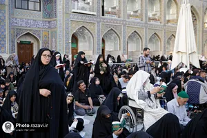 قرائت دعای پرفیض عرفه در حرم مطهر رضوی-2
