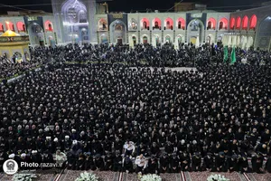 مراسم شام غریبان امام رضا علیه&zwnj;السلام در حرم مطهر رضوی