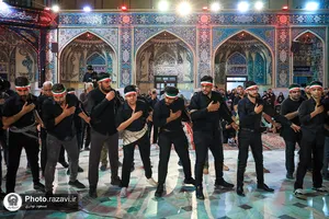 عزاداری سنتی شب هشتم محرم در &laquo;حسینیه حرم&raquo;