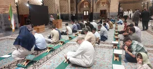 جلسات قرآن یکی از بهترین راه‌ها برای ایجاد انس با کلام وحی است