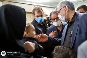 بازدید وزیر بهداشت از دارالشفای امام رضا علیه&zwnj;السلام