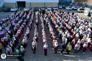 توزیع صبحانه گرم در مدرسه دخترانه شهید مدیری مشهد