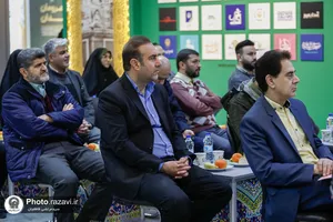 اهدای مدال&zwnj;های مهدی ماهانی به موزه آستان قدس رضوی
