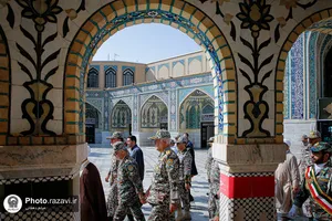 تشرف فرمانده نیروی پدافند هوایی ارتش جمهوری اسلامی ایران به حرم مطهر رضوی