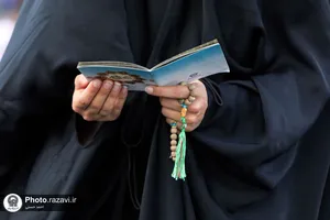 قرائت دعای پرفیض عرفه در حرم مطهر رضوی-2