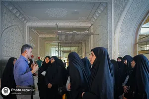 بازدید خواهران خدمه حرم مطهر رضوی از بخش&zwnj;های مختلف حرم امام رضا علیه&zwnj;السلام