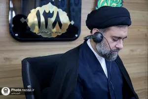 پاسخگویی تلفنی مدیر مرکز قرآن کریم آستان قدس رضوی به مخاطبان سامانه ۱۳۸