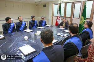 خدمت افکار سنجی در حرم مطهر رضوی