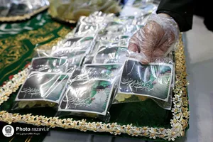 &laquo;سفره برکت و کرامت&raquo; در حرم مطهر رضوی