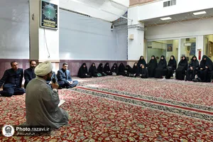 بازدید خادمیاران 138 از فعالیت&zwnj; پایگاه&zwnj;های تبلیغی معرفتی حرم مطهر