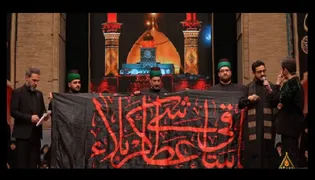 حسینیه معلی در شب تاسوعا؛ عطر پرچم حضرت عباس (ع) در حرم رضوی پیچید