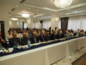 آیین تکریم و معارفه مدیر کانون&zwnj;های خدمت آستان قدس رضوی در همدان/ گزارش تصویری و ویدئویی