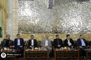 دیدار شهرداران کلان&zwnj;شهرهای کشور با تولیت آستان قدس رضوی