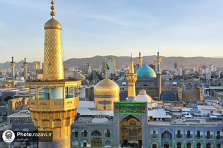 ۲۵ زائر اولی زرندی مهمان حرم مطهر رضوی شدند