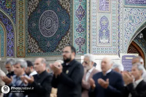 اقامه نماز عید قربان در حرم مطهر رضوی