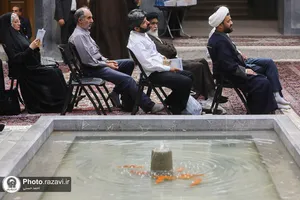 آیین رونمایی کتاب &laquo;خورشید از نزدیک&raquo;