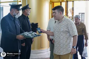 استقبال از زائرین دهه آخر صفر در فرودگاه مشهد