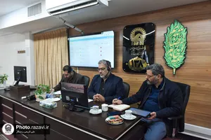 پاسخگویی تلفنی معاون سرمایه انسانی آستان قدس رضوی به مخاطبان سامانه ١٣٨