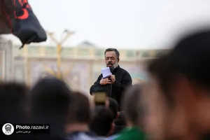 آیین چهارپایه خوانی در سالروز شهادت امیرالمومنین علیه السلام در حرم مطهر رضوی - 1