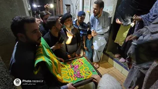 ’’زیرسایہ خورشید‘‘ کاروان کے تحت پاکستان میں امریکی قونصل خانے کے سامنے احتجاج کے دوران زخمی ہونے والے افراد کی عیادت