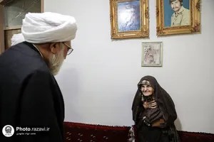 دیدار تولیت آستان قدس رضوی با خانواده شهدا و جانبازان در سرخس