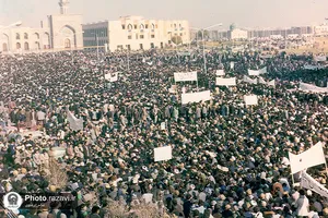 حرم مطهر رضوی؛ کانون انقلاب در مشهد-2