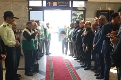 برگزاری آیین بدرقه زائران تشییع رهبر شهید ایران از سمنان به مشهد
