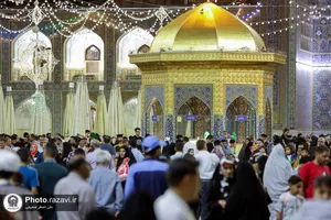 حال و هوای حرم مطهر رضوی در شب عید غدیر
