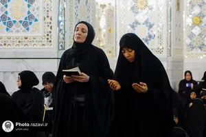 مراسم احیا زائران عرب زبان در شب نوزدهم ماه مبارک رمضان