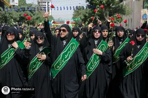 گلباران حرم مطهر رضوی در روز میلاد حضرت معصومه سلام الله علیها
