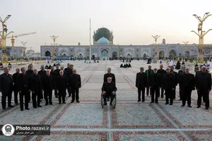 اجرای همخوانی پیشکسوتان مداحی کشور در حرم مطهر رضوی