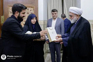 دیدار کارکنان نمونه با تولیت آستان قدس رضوی