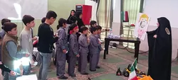 خدمت بی‌وقفه خادمیاران کمیجان در سایه مهر رضوی