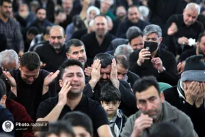 مراسم وداع با پیکر شهدای گمنام دفاع مقدس در حرم مطهر رضوی