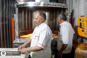 توزیع نذری به مناسبت شهادت حضرت زهرا(س)